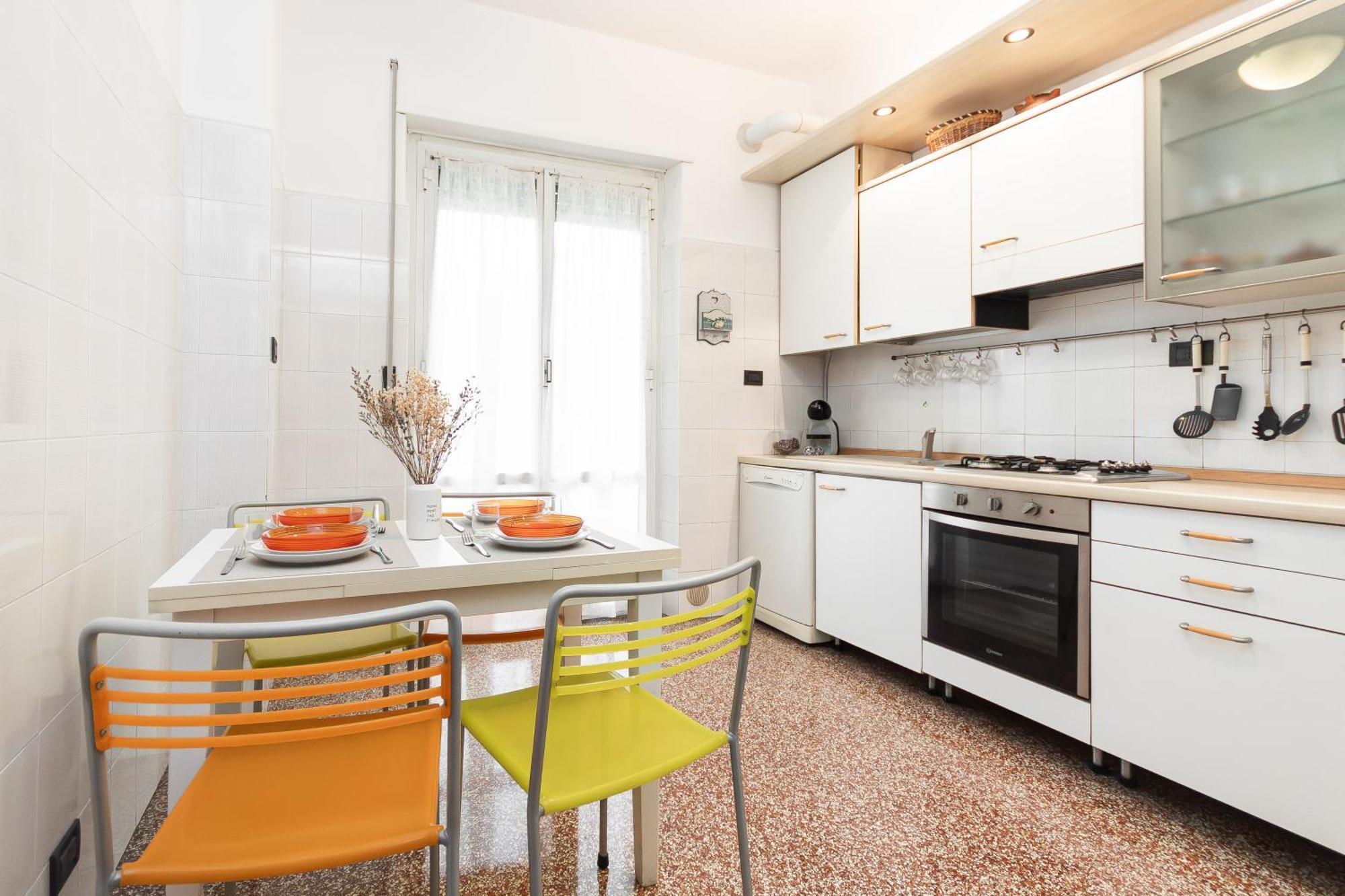 9Min Centro E Stazione Ferroviaria Apartment Генуа Екстериор снимка